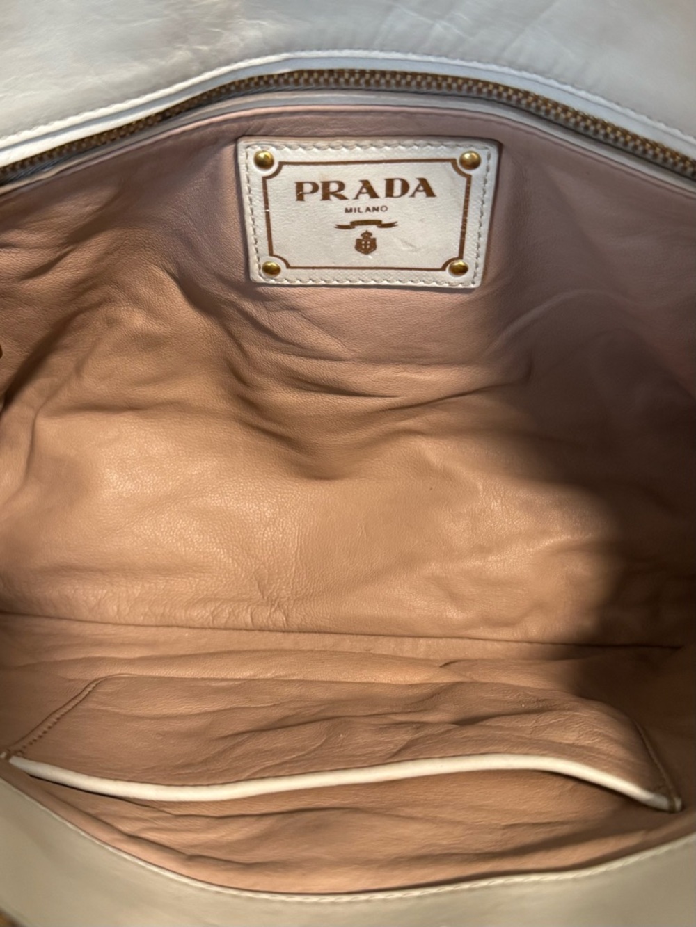 ✨PRADA AUTHENTICATED Vitello Leather Top Handle Satchel | Leather int. - AS IS - Picture 8 of 15